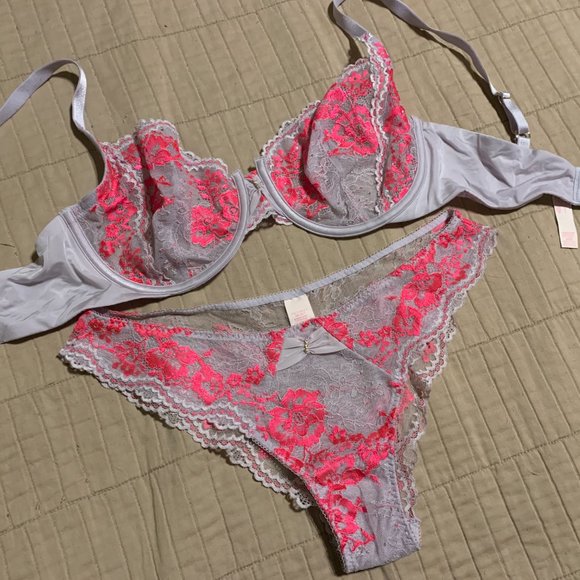 Victoria's Secret Unlined Pink and Lavender 34DD Demi Bra and Small Panty Set - Picture 2 of 8